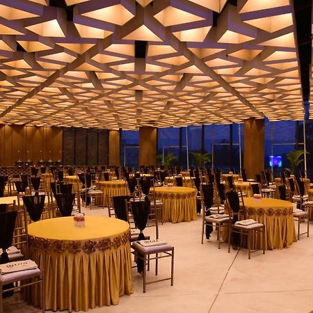Ramaya Hotel Rohtak Exteriör bild